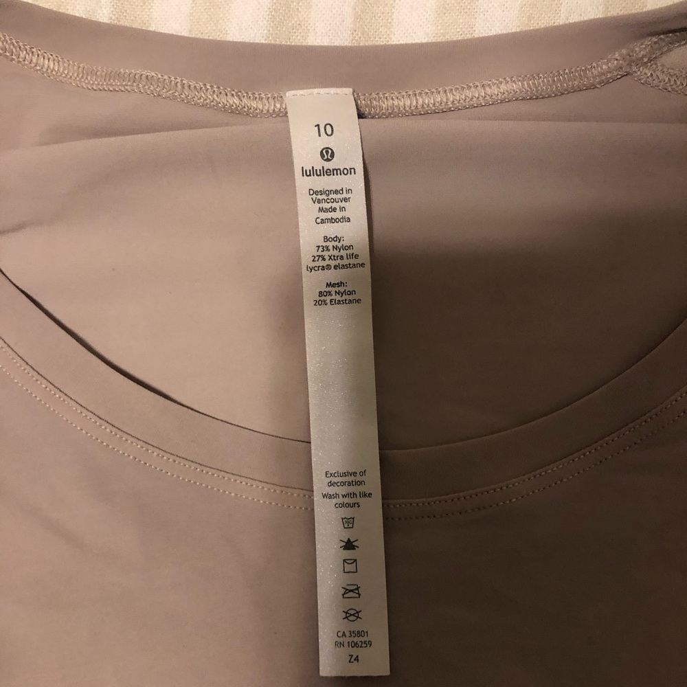 Lululemon workout top - pink